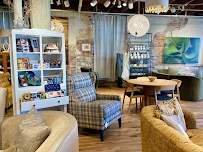 Duo Home - Flooring showroom 3