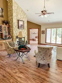 Flooring n Beyond - Flooring showroom 1