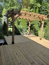 Holcomb Contracting LLC - Flooring preview 2