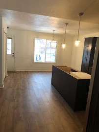 Ace Handyman Services Grand Rapids Central and Lakeshore - Flooring showroom 11