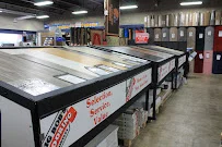 Big Bobs Flooring Outlet - Flooring showroom 5