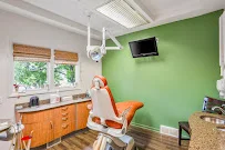 Rose and Yambor Painting - Flooring preview 2