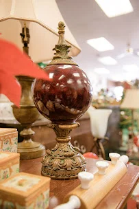 Southern Charm Antiques - Flooring preview 2